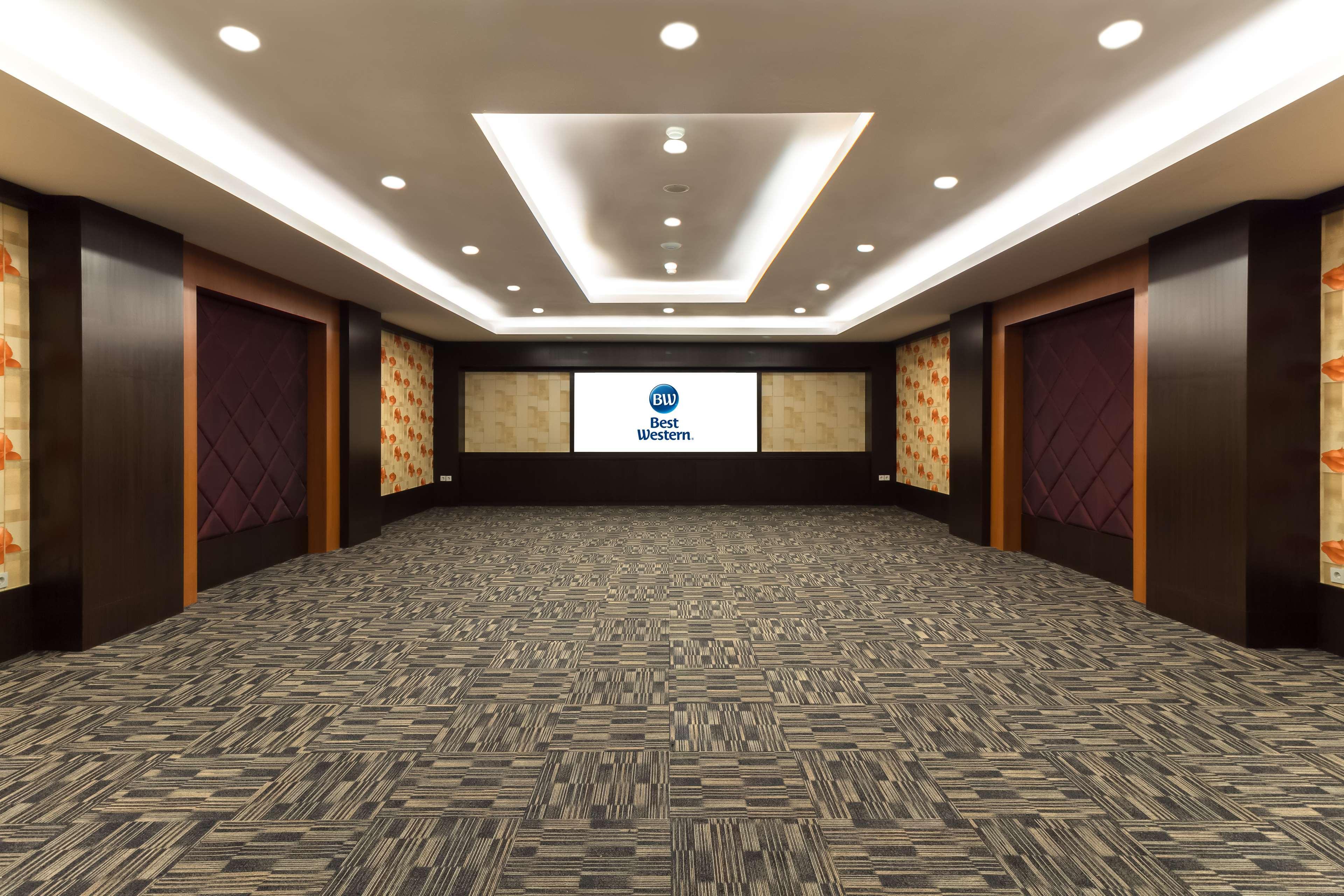 Best Western Senayan Jakarta Exterior photo